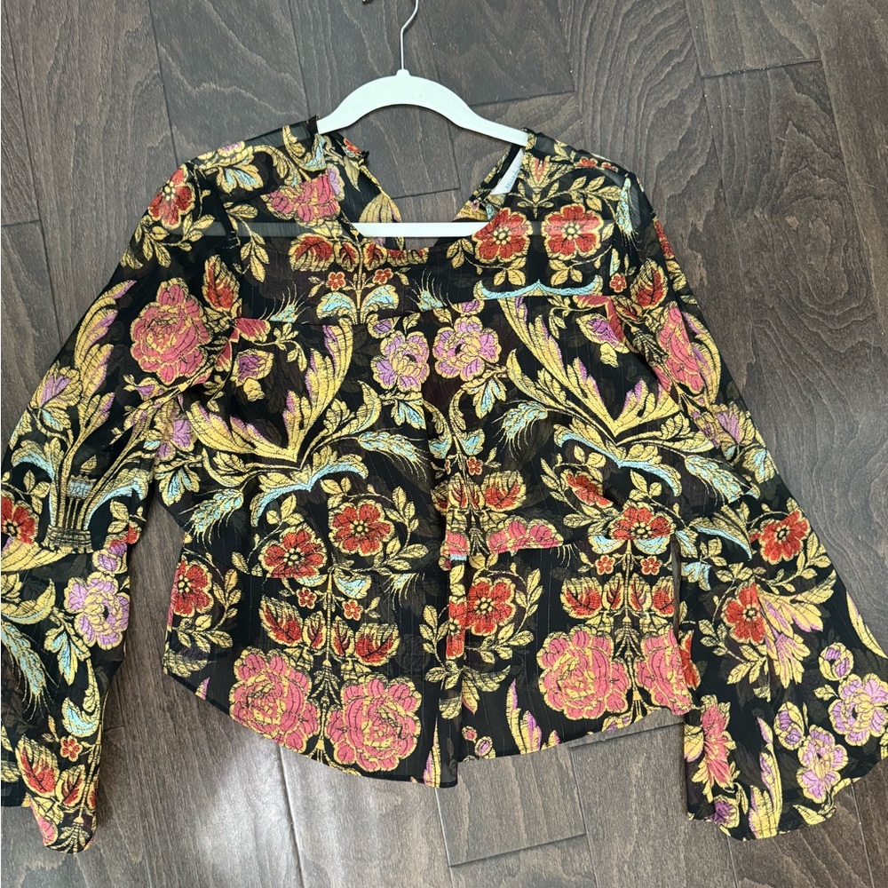 NWOT Floral Top